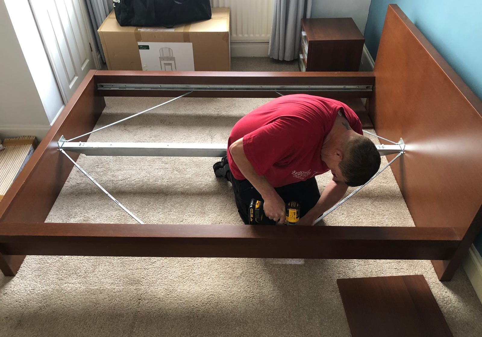 furniture dismantle reassemble service